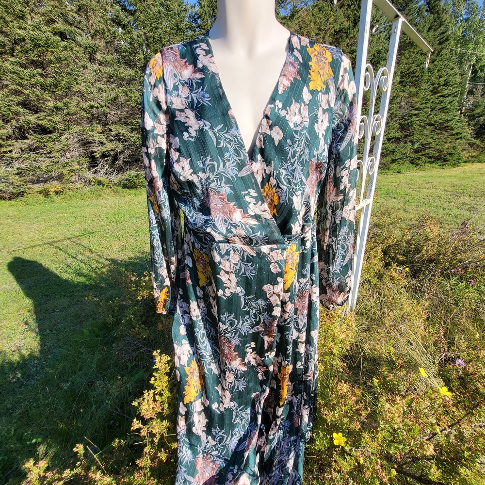Everly Green Floral Midi Dress
